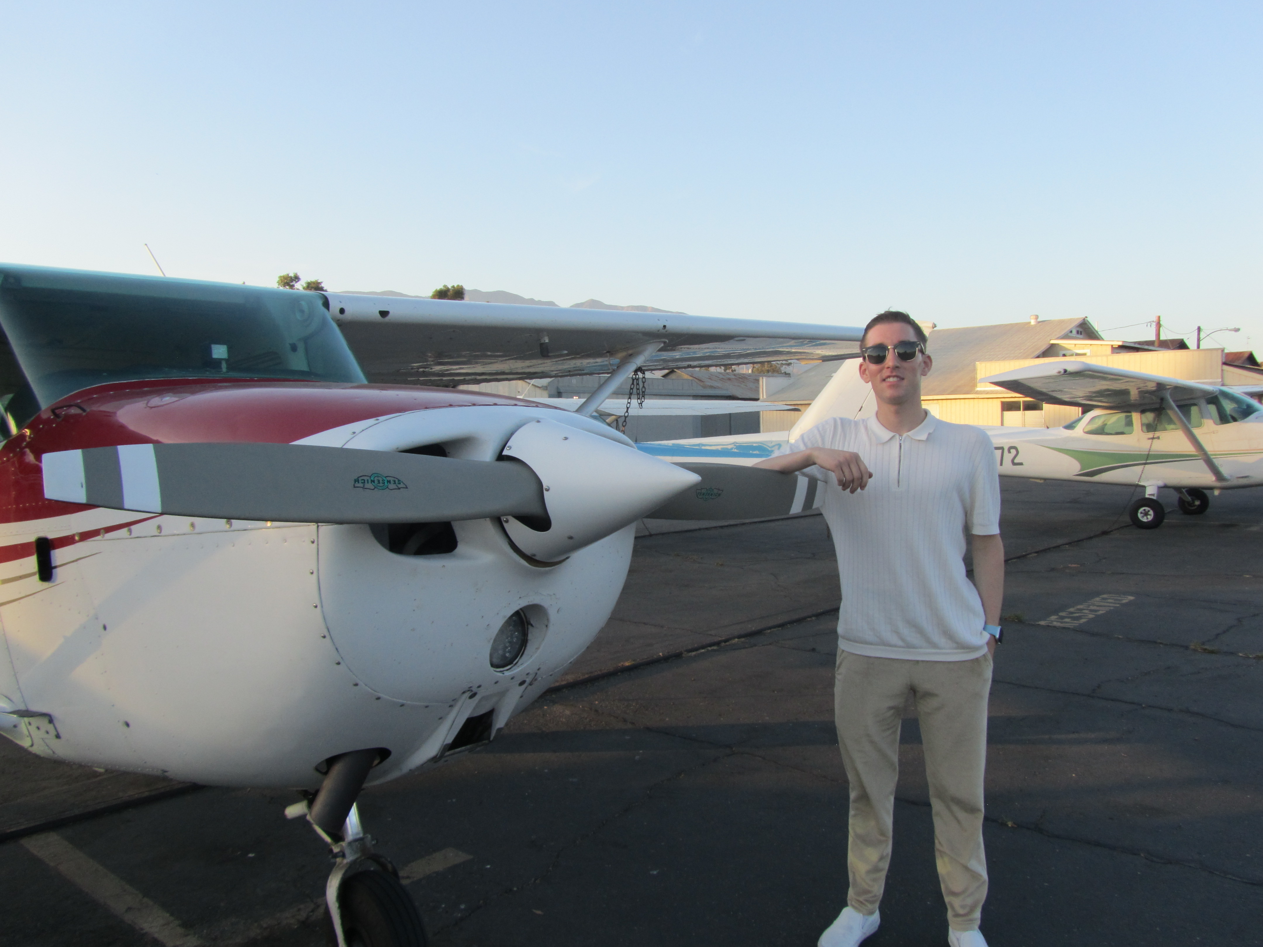 Commercial Pilot - Colin Vecchio 
